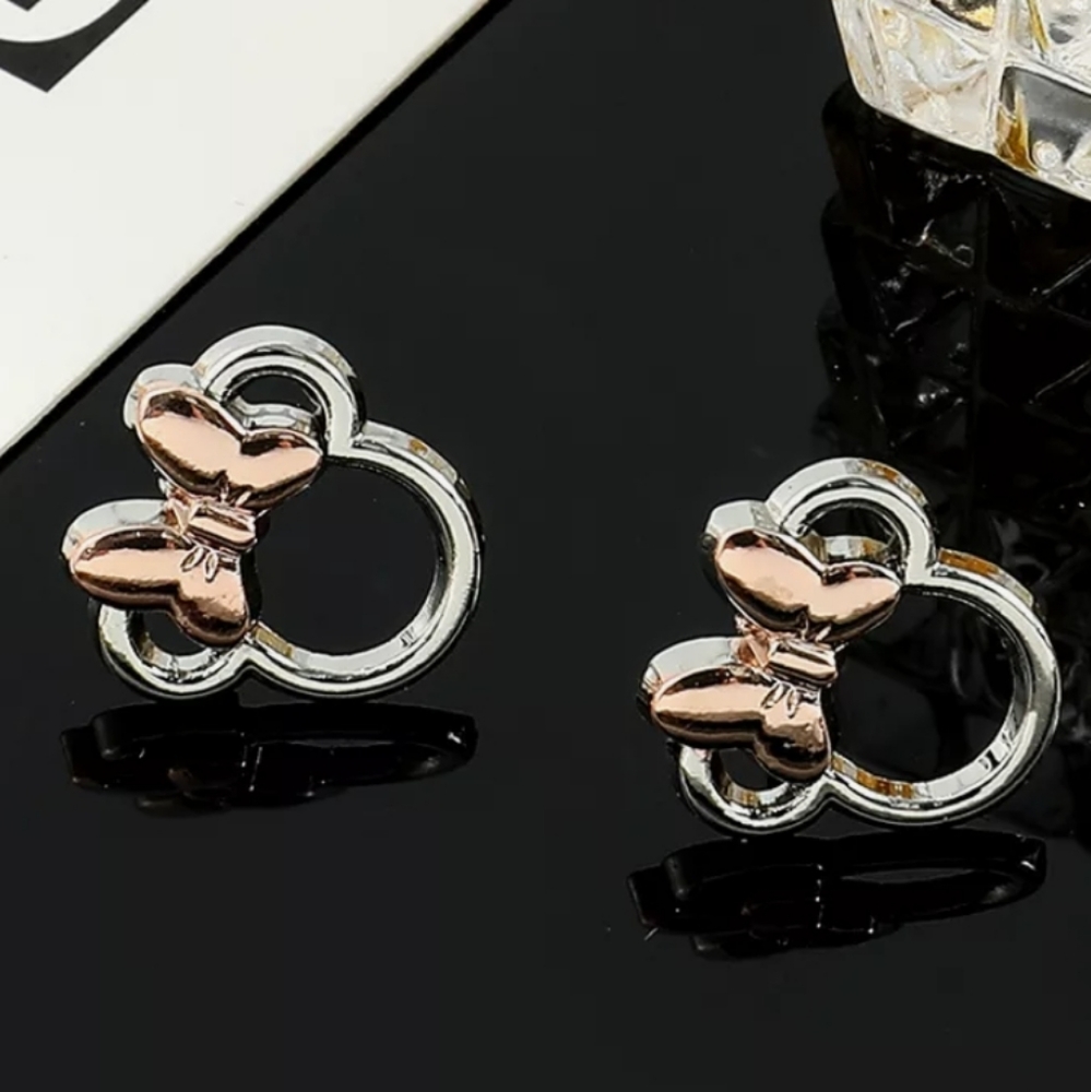 Minnie Mouse Disney Earrings